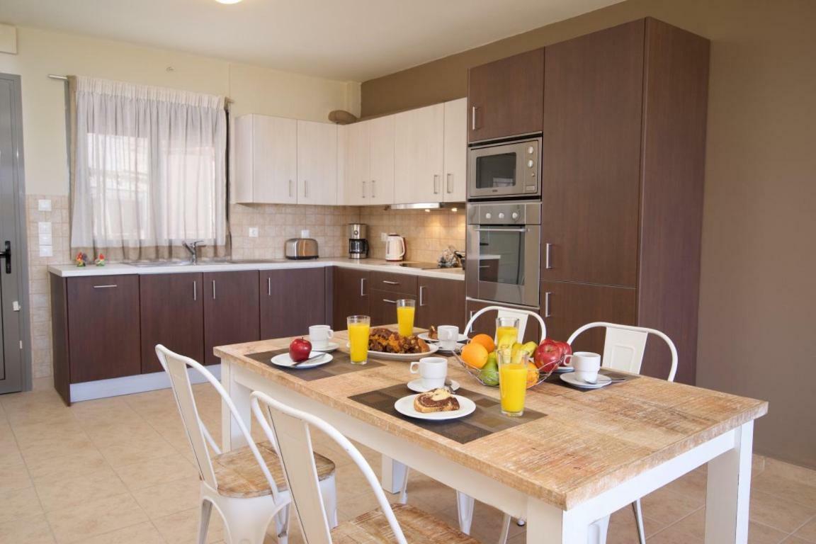 Appartamento Gliving365 Capital Argostoli  Esterno foto