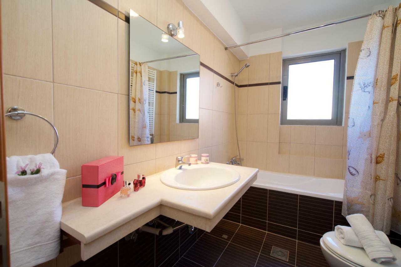 Appartamento Gliving365 Capital Argostoli  Esterno foto